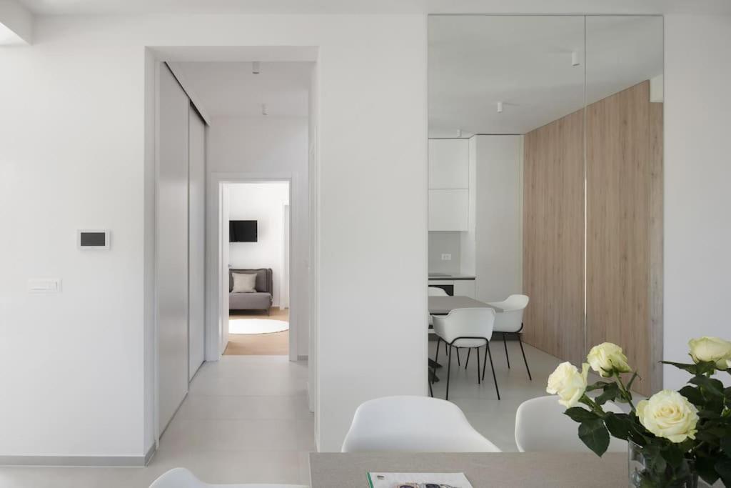 Villa Moderne Mali Dvor Mit Pool 500m Am In Porec Tar-Vabriga